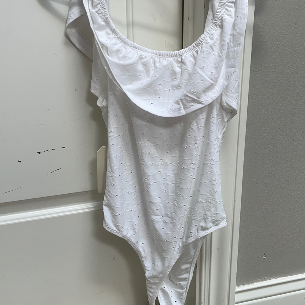 Franchesca’s White Bodysuit- New!